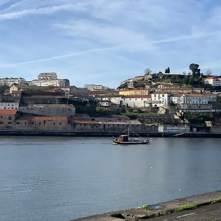 Blancohouse. Fozdodouro Holiday home